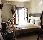 Hotel Meliton & By The Neos Marmaras