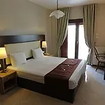 Hotel Meliton & By The Neos Marmaras