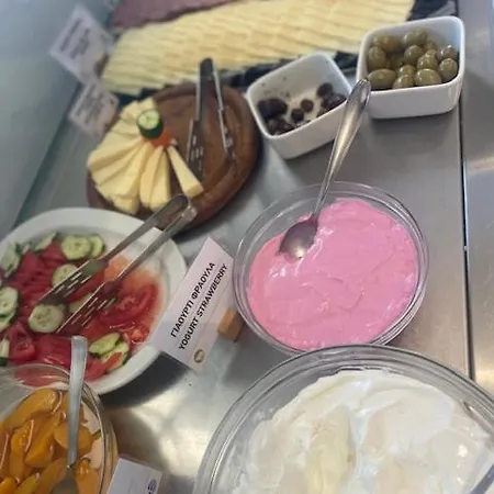 Meliton & By The Hotel Neos Marmaras