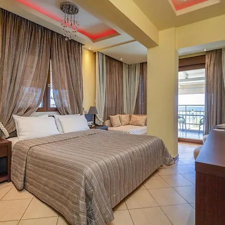 Otel Meliton & By The Neos Marmaras