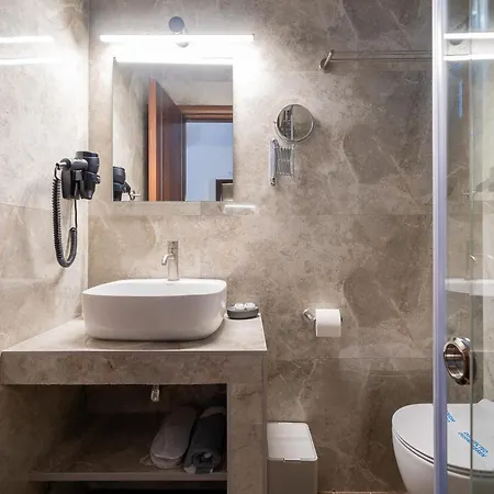 Hotel Meliton & By The 3*
