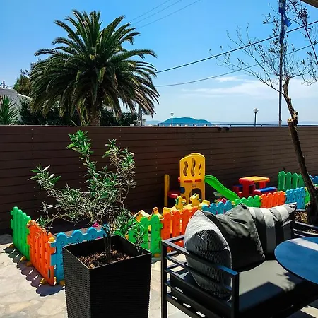 Meliton & By The Hotel Neos Marmaras