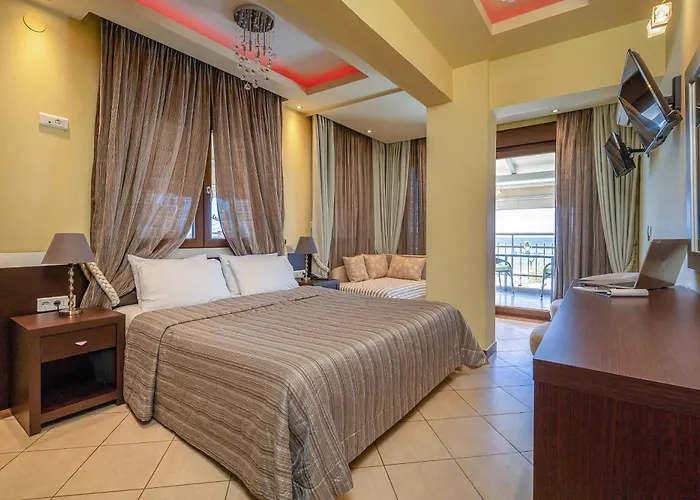 Hotel Meliton & By The Néos Marmarás