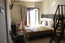 Hotel Meliton & By The Néos Marmarás