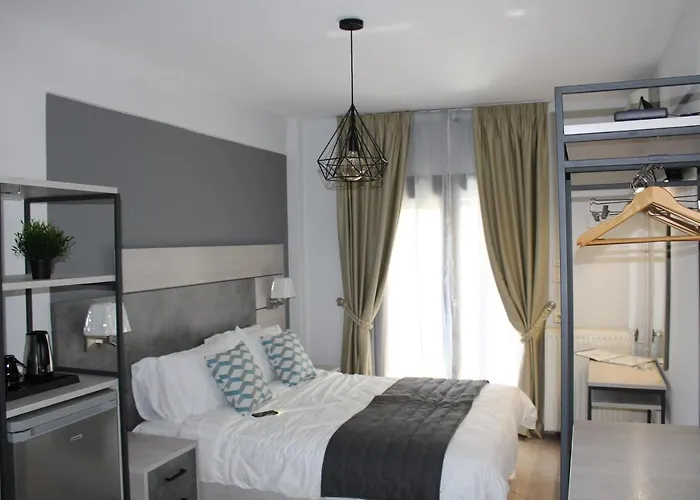 Hotel Meliton & By The