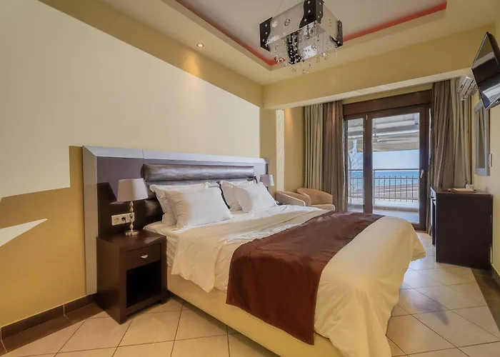 Hotel Meliton & By The