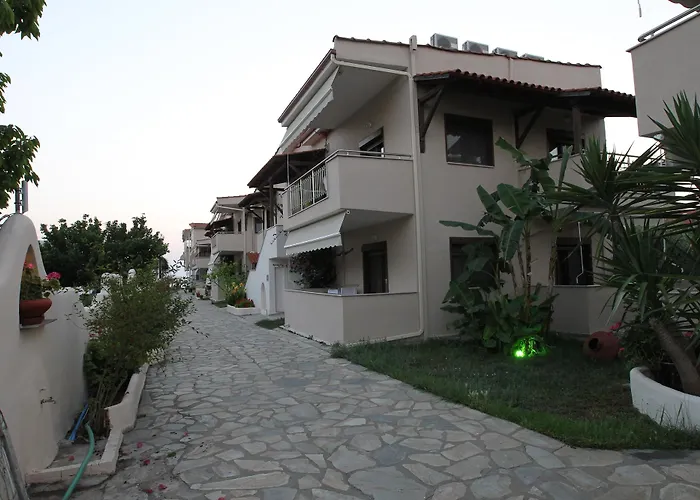 Meliton & By The Hotel 3*