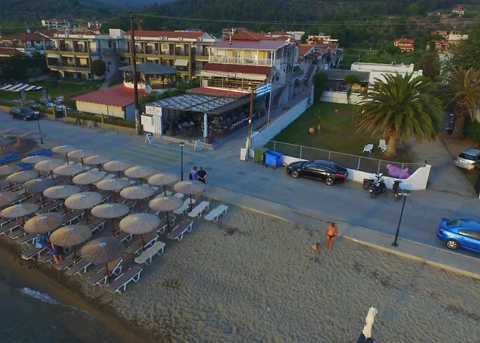 Hotel Meliton & By The Néos Marmarás